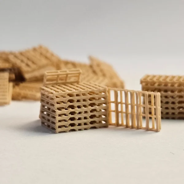 Miniaturen von großen Paletten im Maßstab N (1:160)