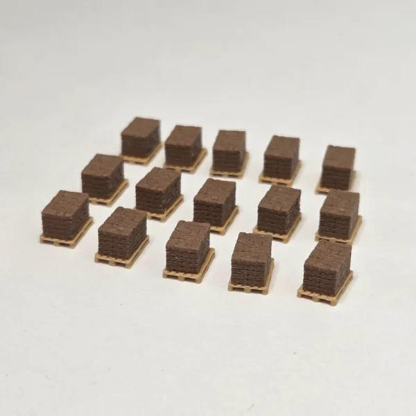 0514102-n-spur-miniatur-braune-ziegelsteine-auf-paletten-06 Gestapelte Ziegel auf EU-Paletten