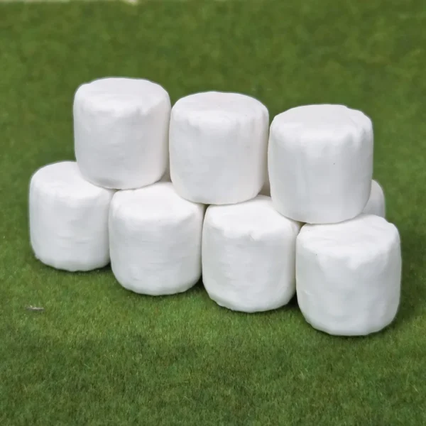 01250-h0-scale-round-bales-05 Stående rundbalar